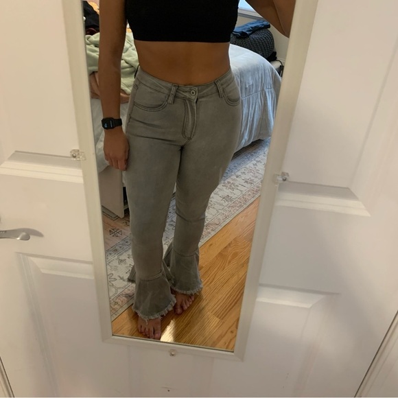 Gray jeans with bootcut flare bottoms​​​​ - Picture 5 of 5